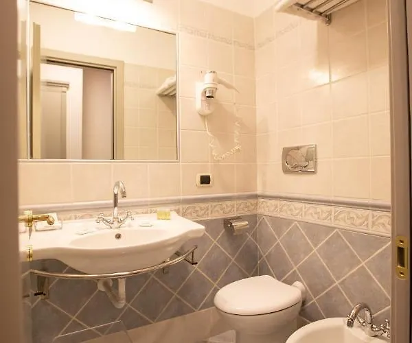 Duelle Vatican 4* רומא
